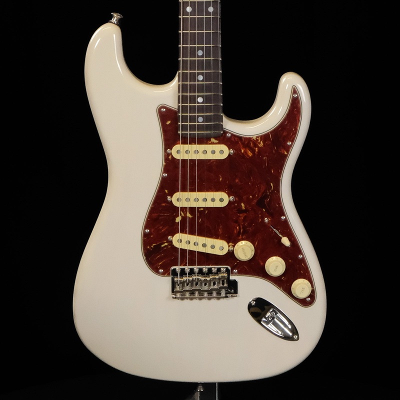 Fender American Custom Shop Stratocaster Electric Guitar – Aged White Blonde