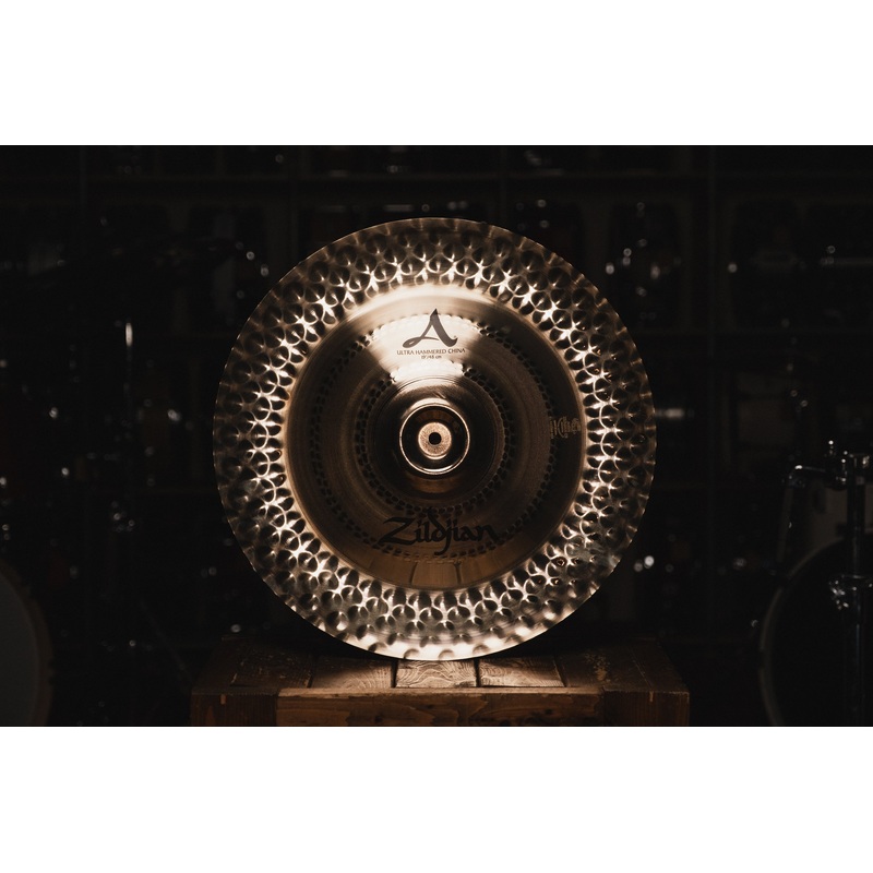 Zildjian A Ultra Hammered China – 19″