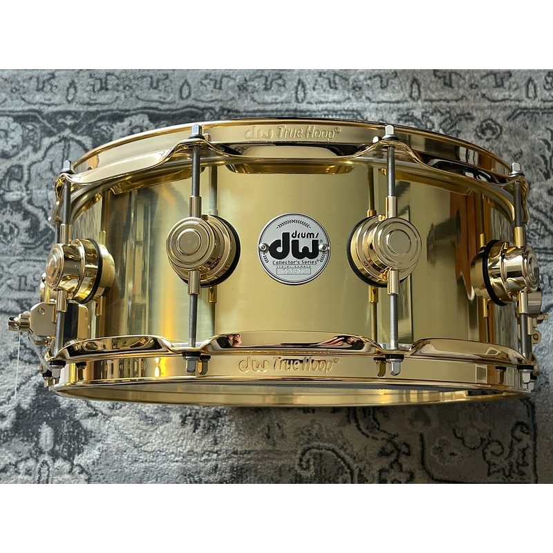 DW Collectors Series 5.5×14 Brass Snare Polished w/ Gold Hardware