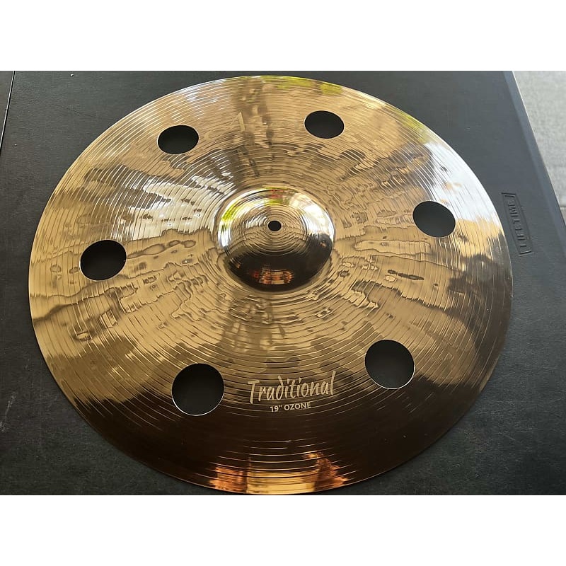 Aisen 19″ Traditional O-Zone Crash – Brilliant