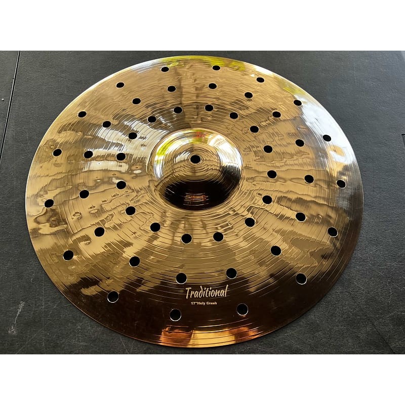 Aisen 17″ Traditional Holy Crash – Brilliant