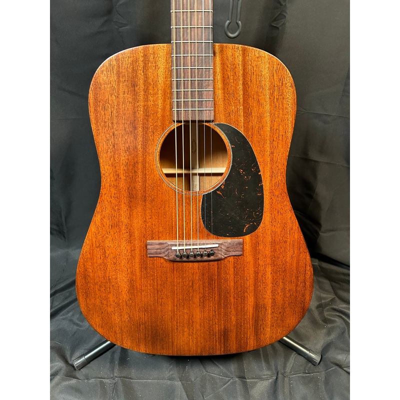 Martin D-15M Mahogany Dreadnought Acoustic Guitar – Natural