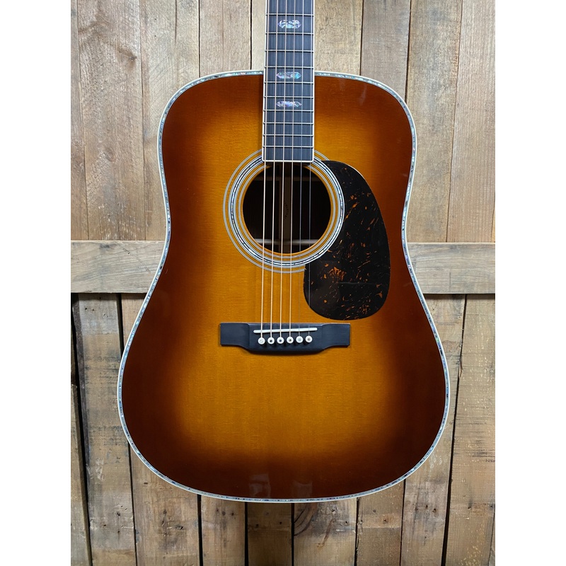 Martin D-41 Dreadnought Acoustic Guitar – Ambertone