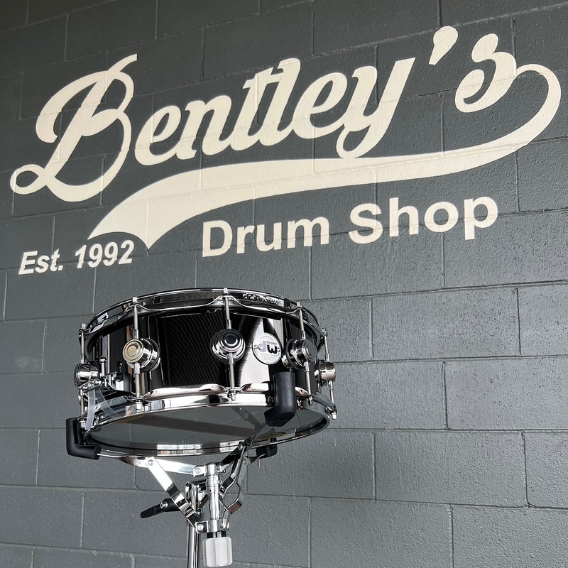 DW DRVB5514SVCB Collector’s Series 5.5×14″ Black Nickel Over Brass Snare Drum